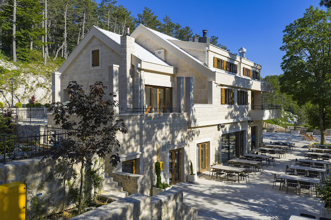 Restoran Bergsteigerheim Vošac - Slika 1