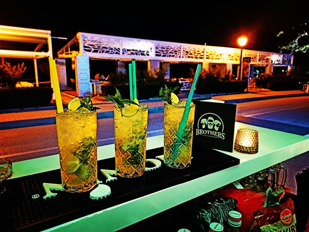 Brothers caffe and coctail bar