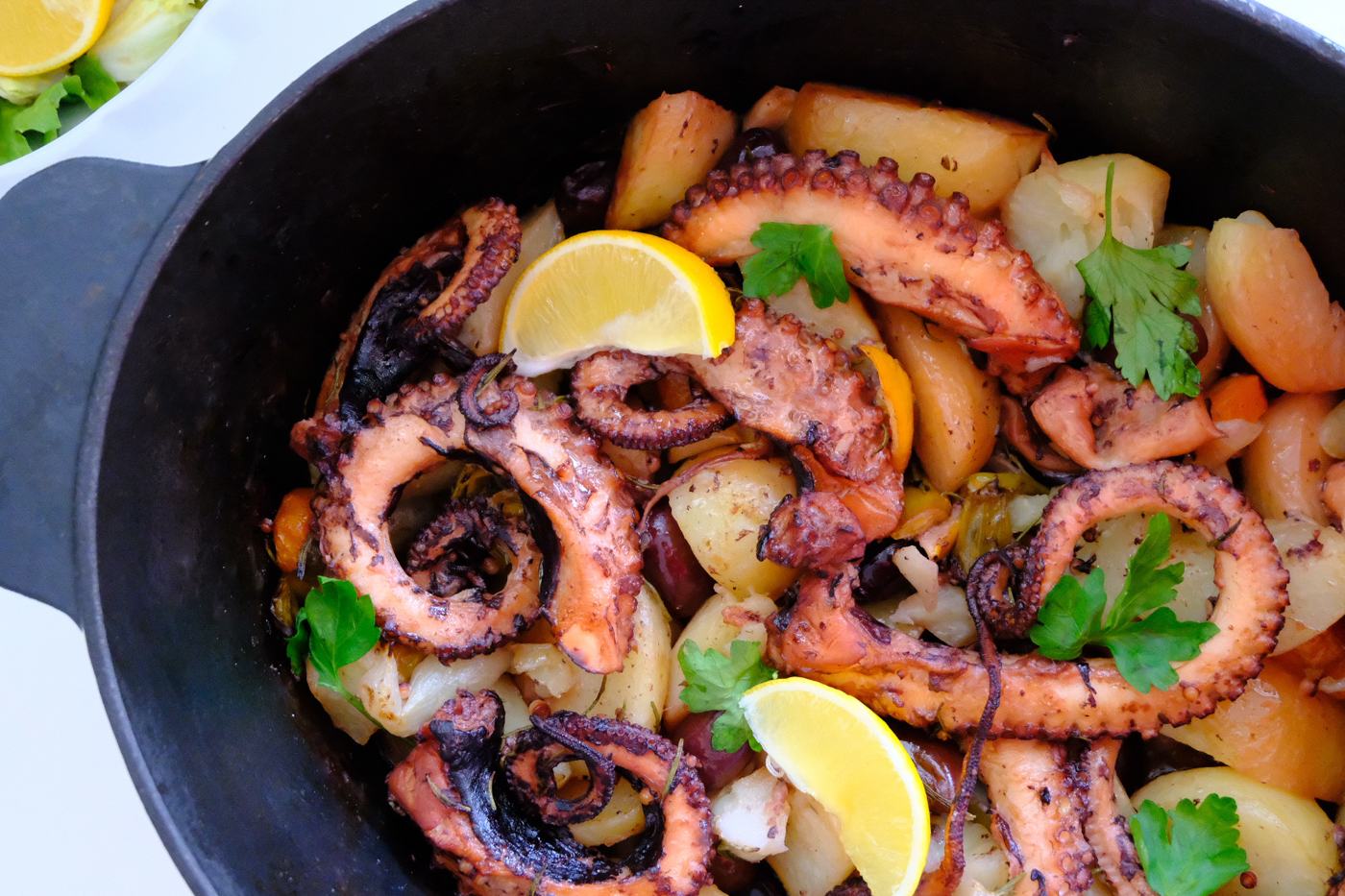 Hobotnica ispod peke na Makarska Riviera – zašto je to užitak koji se pamti