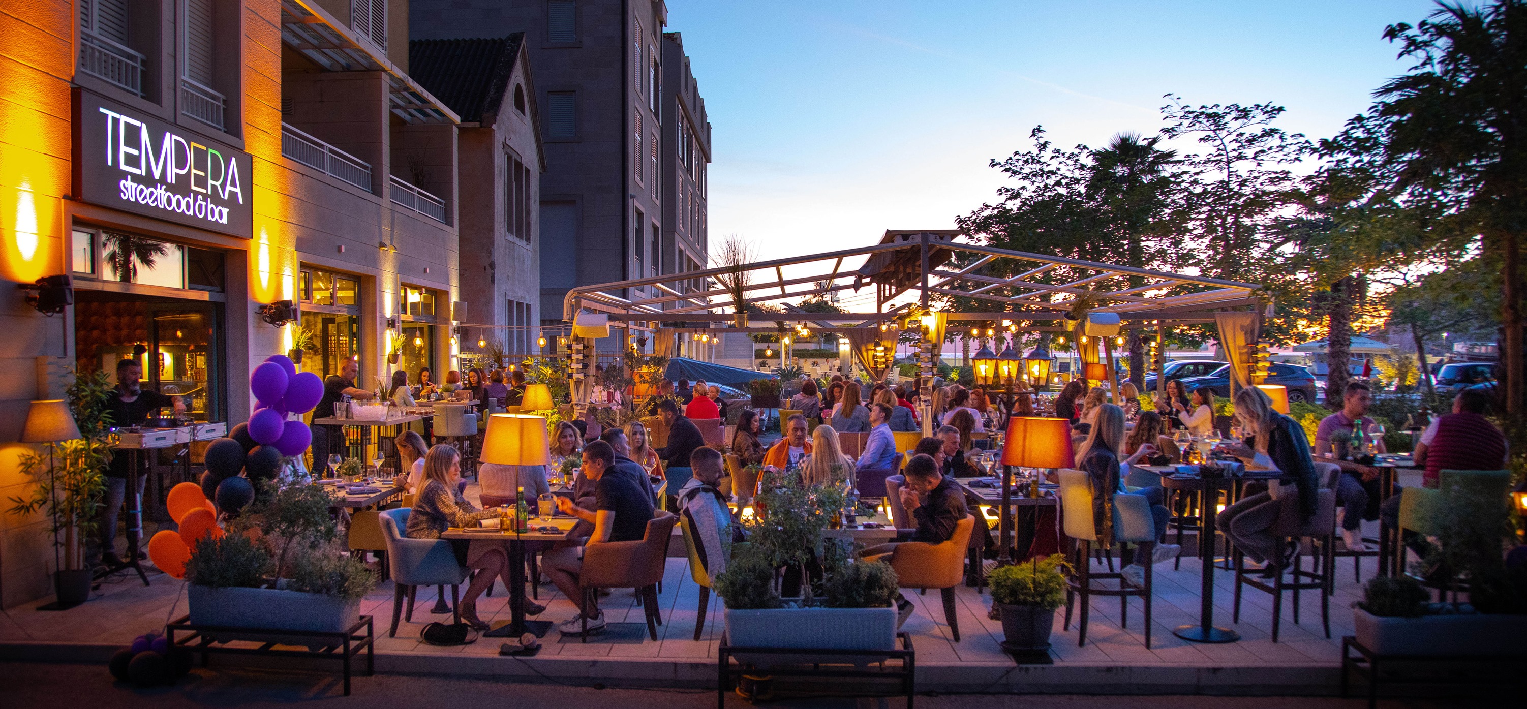 Tempera street food bar