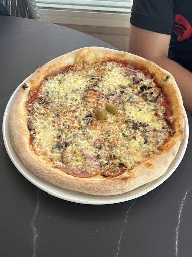 Restoran Pizzeria Surf - Slika 2