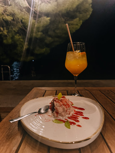 Restoran [PLACES] Beach Bar - Slika 6