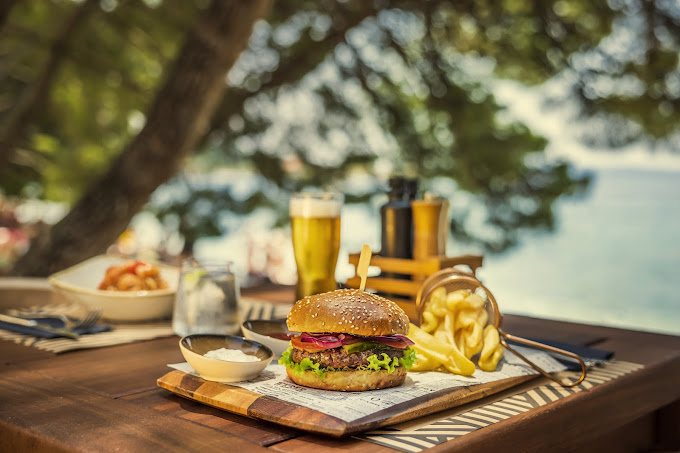 Restoran [PLACES] Beach Bar - Slika 1