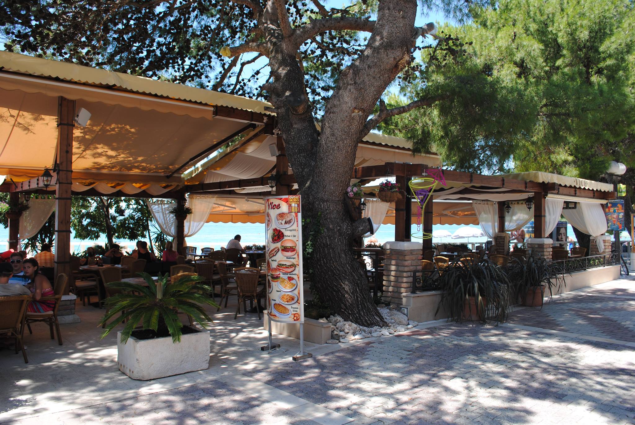 Cafe bar VICE